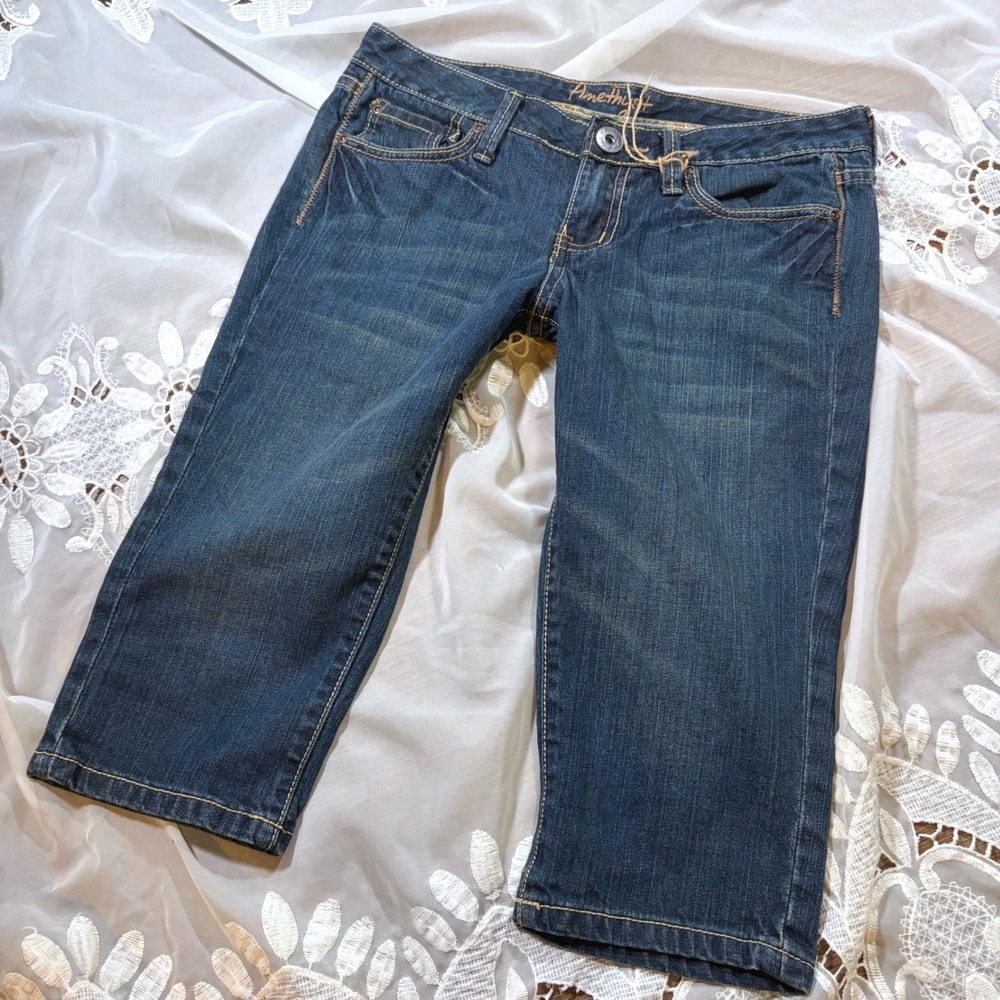 Y2K Low Rise Cutie Size 7 Dark Wash Denim Capris Cropped Mid Rise Stretch Y2K